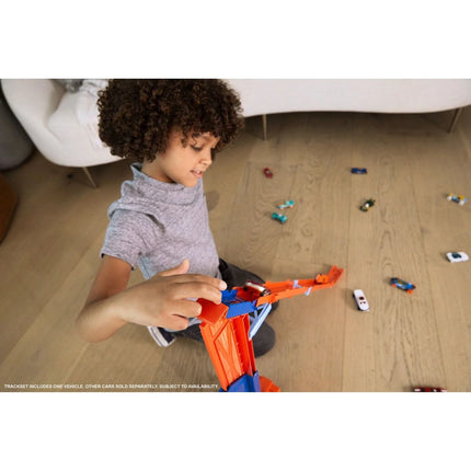 Hot Wheels Camion cu pistă înaltă 61 cm
