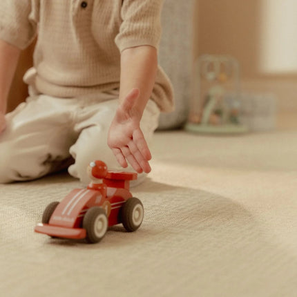 Mașinuțe de curse din lemn cu mecanism cu inerție